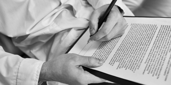 Reagrupación Familiar / Procedimientos Matrimoniales Fontcoberta · Motivo de Permanencia Prolongada en España (Arraigo Familiar)