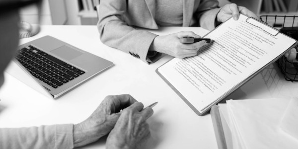 Reagrupación Familiar / Procedimientos Matrimoniales Fontcoberta · Reconocimiento de Derechos Derivados de Matrimonios o Relaciones Internacionales